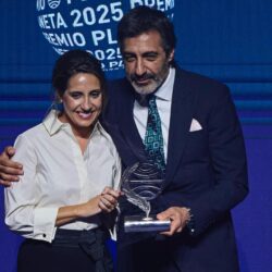 Juan del Val: El amor que inspira un Premio Planeta